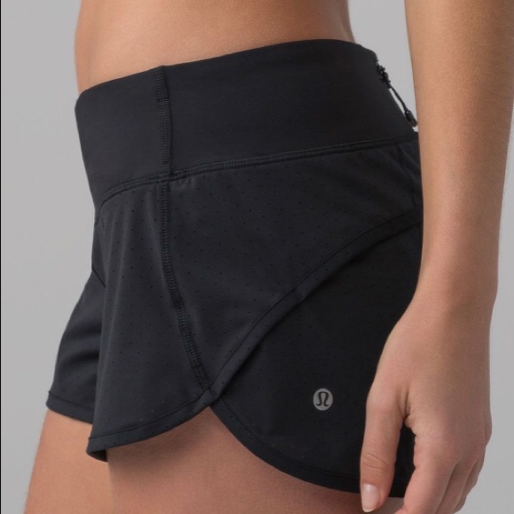 LULULEMON Speed Shorts